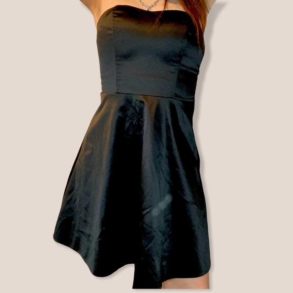 The Limited Dresses & Skirts - Black satin strapless formal mini dress